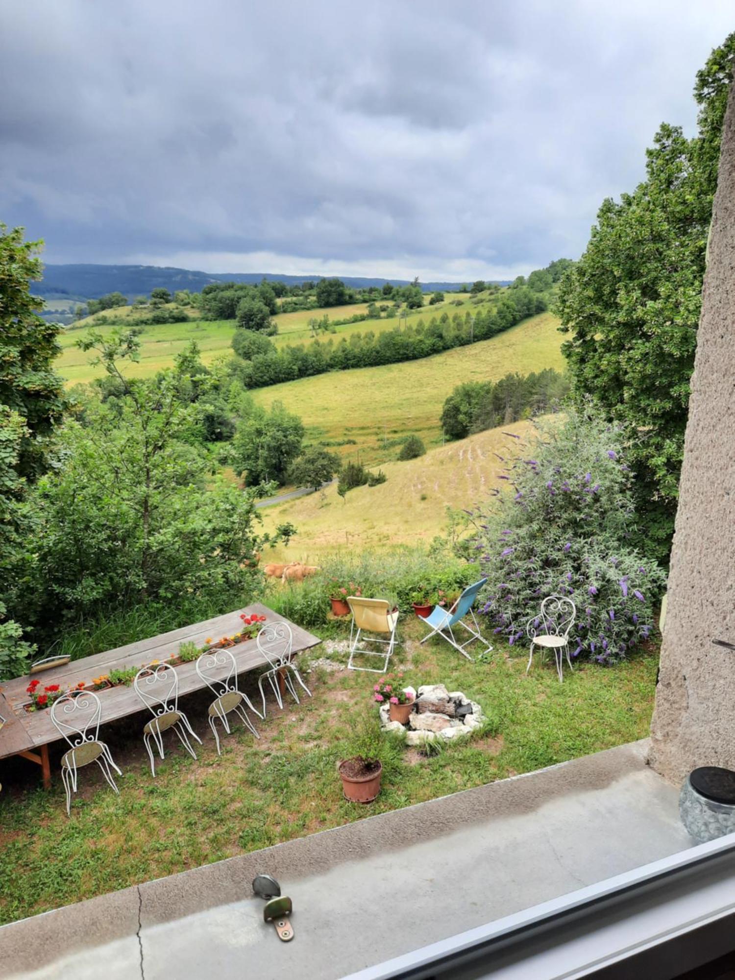 Belmont-Bretenoux Les Coteaux De Planeze, Maison Et Jardin Dans Le Lot! Chambres Chez L'Habitant! חדר תמונה